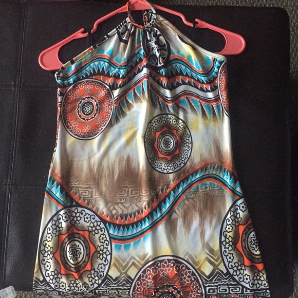 Cute patterned halter - Picture 2 of 2